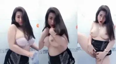 Indo Terbaru 2024 VCS Tante Binal di Kamar Mandi