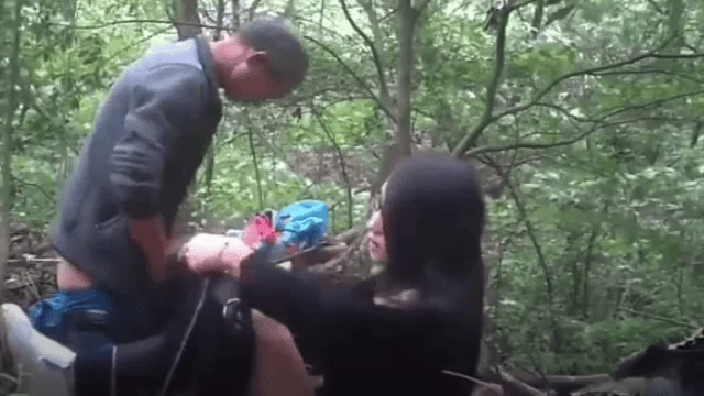 Indo Terbaru Viral Remaja Cucus Sama Bapak di Gunung